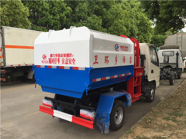 3方凯马挂桶垃圾车